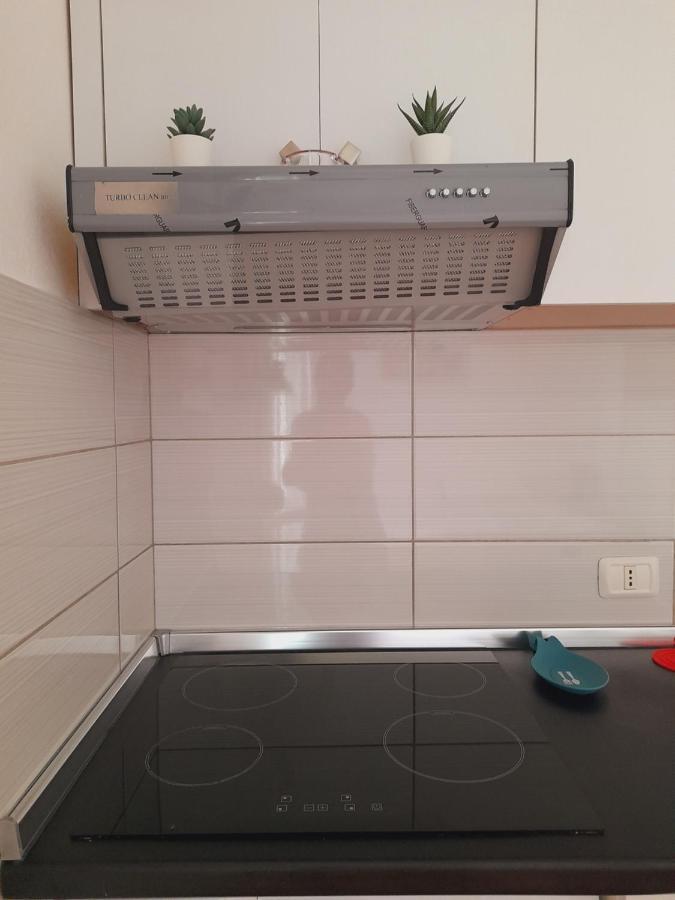 Seaside Deluxe Apartment Durrës 외부 사진