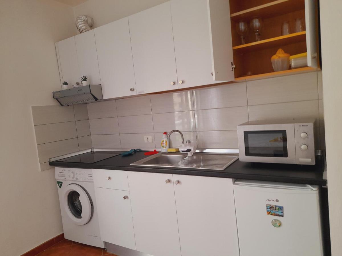 Seaside Deluxe Apartment Durrës 외부 사진
