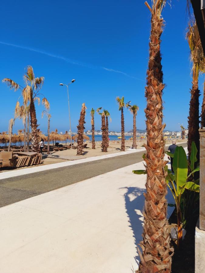 Seaside Deluxe Apartment Durrës 외부 사진