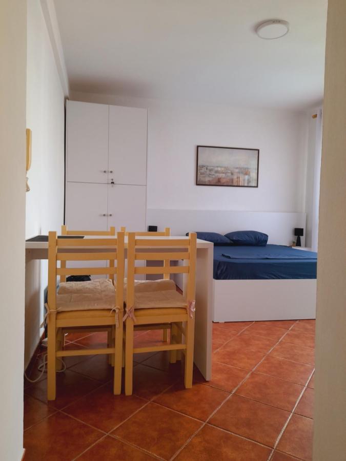 Seaside Deluxe Apartment Durrës 외부 사진