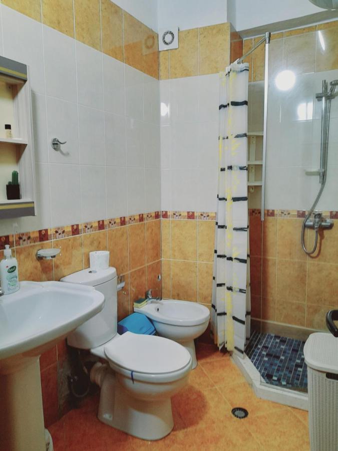 Seaside Deluxe Apartment Durrës 외부 사진